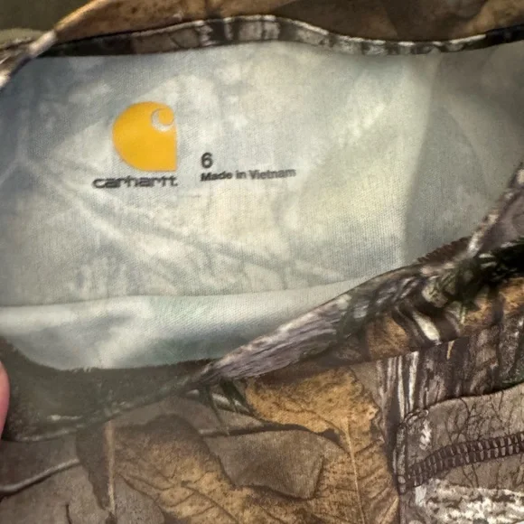 Camo Carhartt, Levi’s , North Face Bundle Lot - Picture 3 of 4